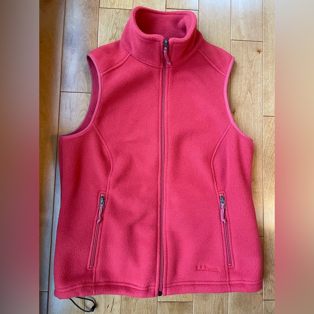 LL Bean Petite Small Woman’s Fleece Vest; Burnt Orange color